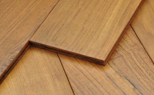 柚木地板.jpg 柚木地板.jpg